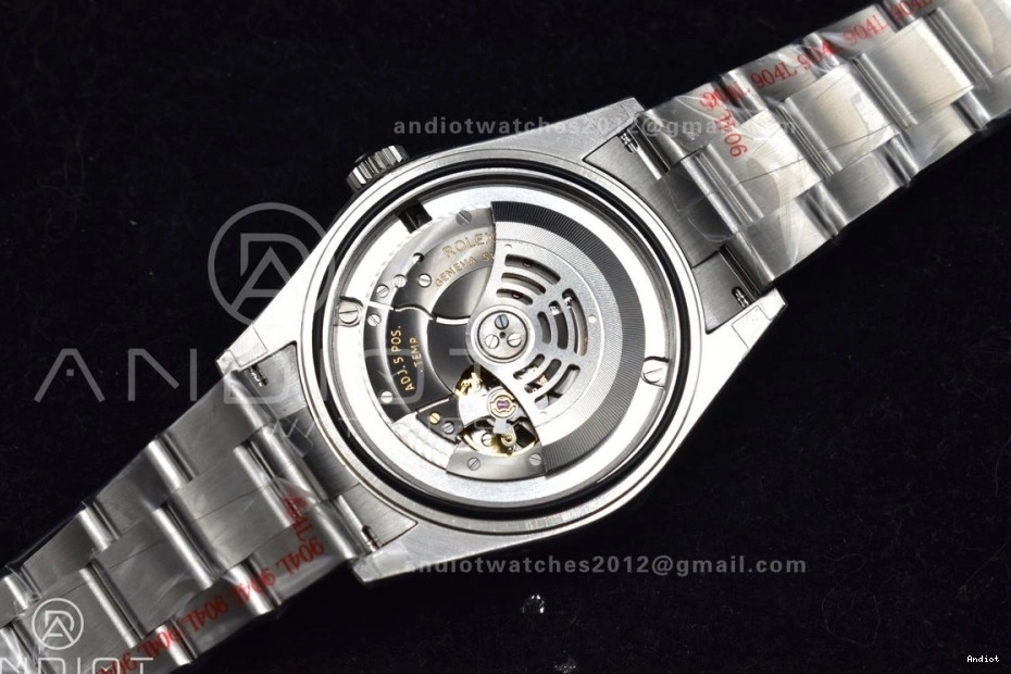 SS SmoothTexture Dial on Bracelet 1109 Best Skydweller Edition Oyster SS Green Noob A23J 0824